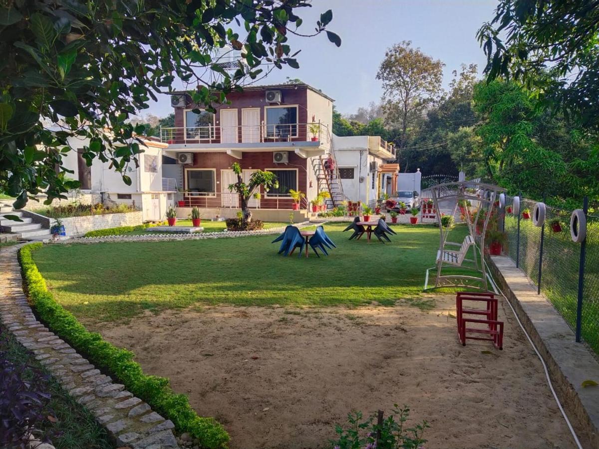 Anugraha Homestay رامناجار المظهر الخارجي الصورة
